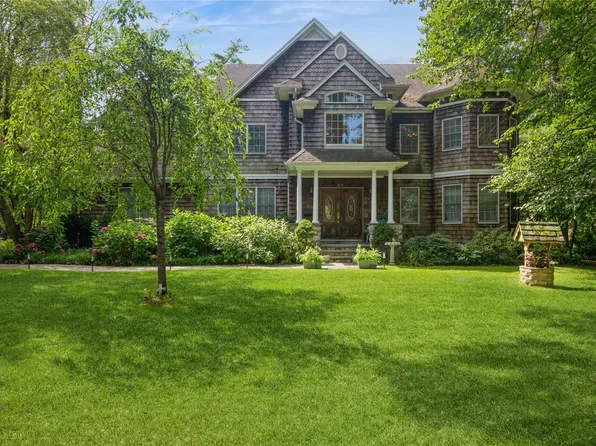 84 6th Street, Garden City, NY 11530