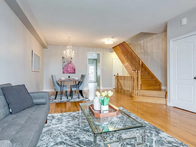 5435 Festival Dr — Photo 6