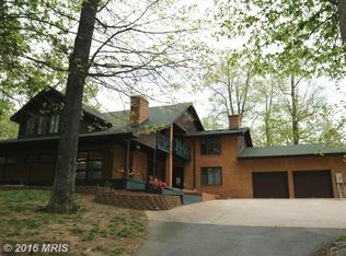 302 Wolfe Hill Rd, Harpers Ferry, WV 25425