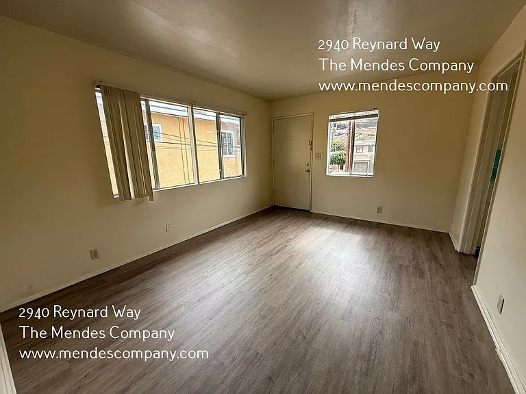 2938-2940 Reynard Way — Photo 4