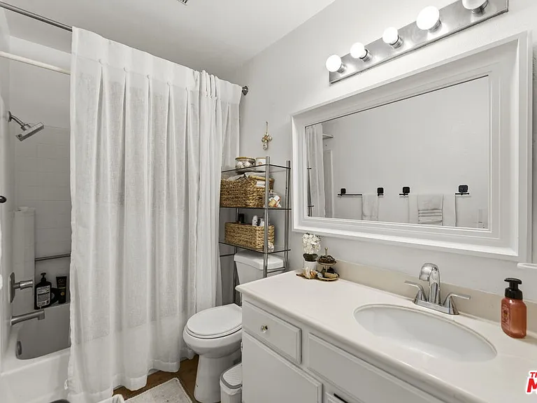 2352 Archwood Ln #50 — Photo 17
