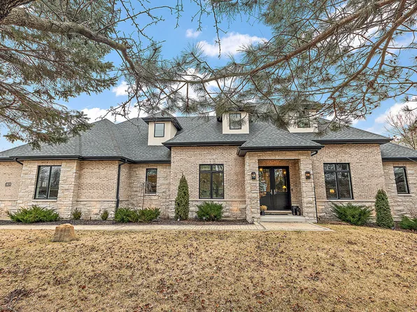 18039 S Crystal Lake Dr, Mokena, IL 60448