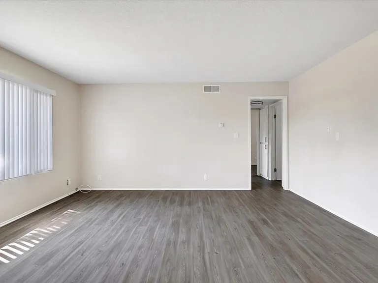 MAGNOLIA WEST APARTMENTS- RIVERSIDE, CA — Photo 93