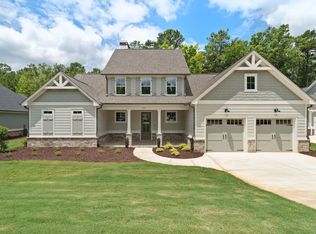 1401 Lake Dr, Greensboro, GA