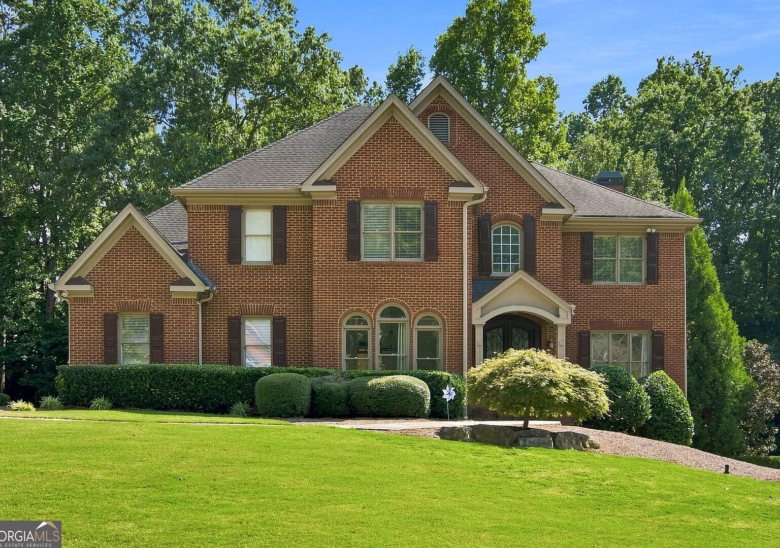 5 bed, 4.5 bath, 5189 sqft, $5,800 — Photo 1