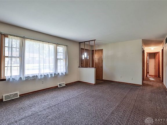 5th image of 3204 Barbara Dr
