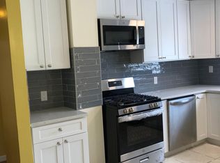 1112 Bay 32nd Pl FLOOR 1, Far Rockaway, NY 11691