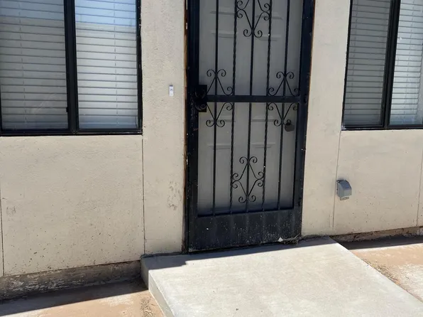 7711 Adobe Dr, El Paso, TX 79915