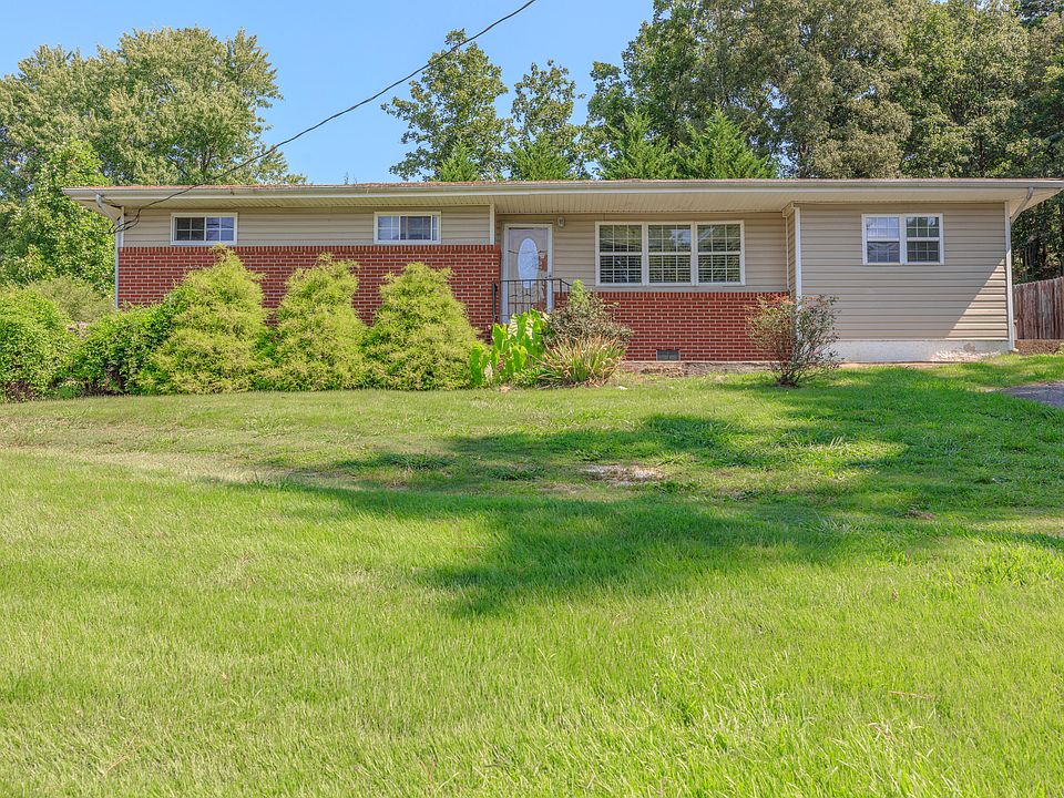 1st image of 944 Hurtt Rd