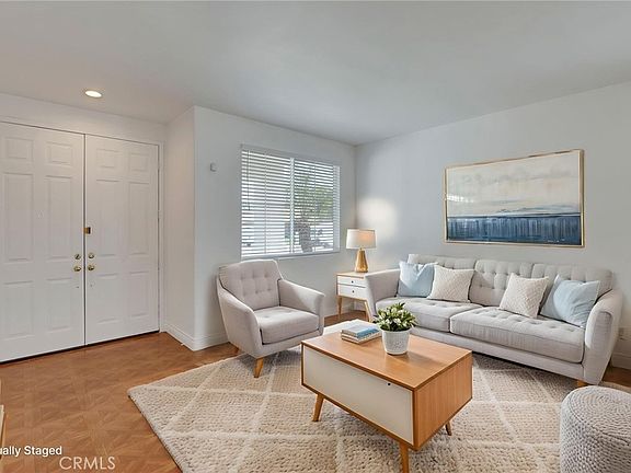 3rd image of 6785 Goldy St