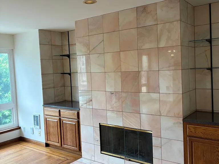 3041 Buchanan St — Photo 2