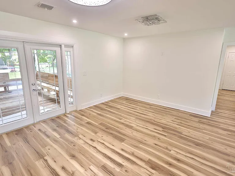 3795 Summer Dr — Photo 22