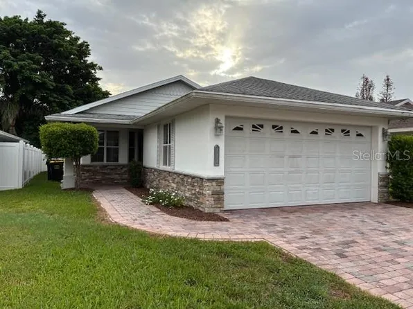 153 Newbern Cir, Auburndale, FL 33823