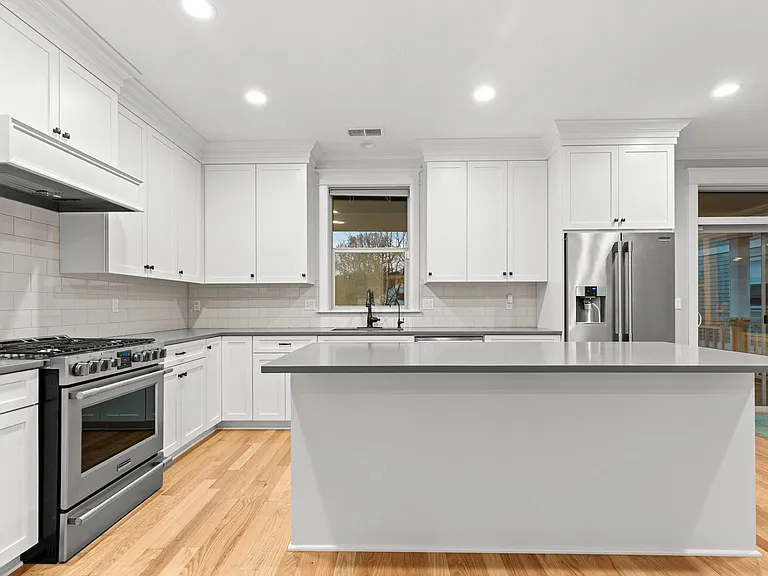 7676 N Decatur St #A — Photo 8