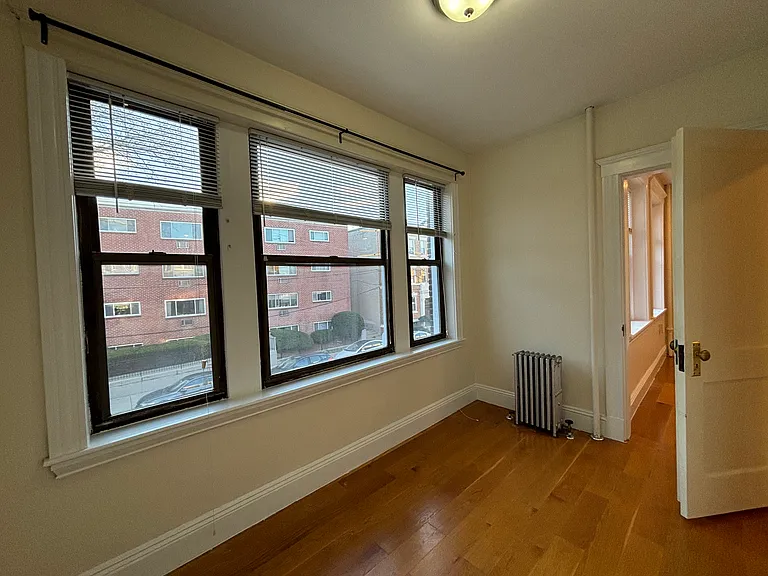 240 Kelton St #7 — Photo 13
