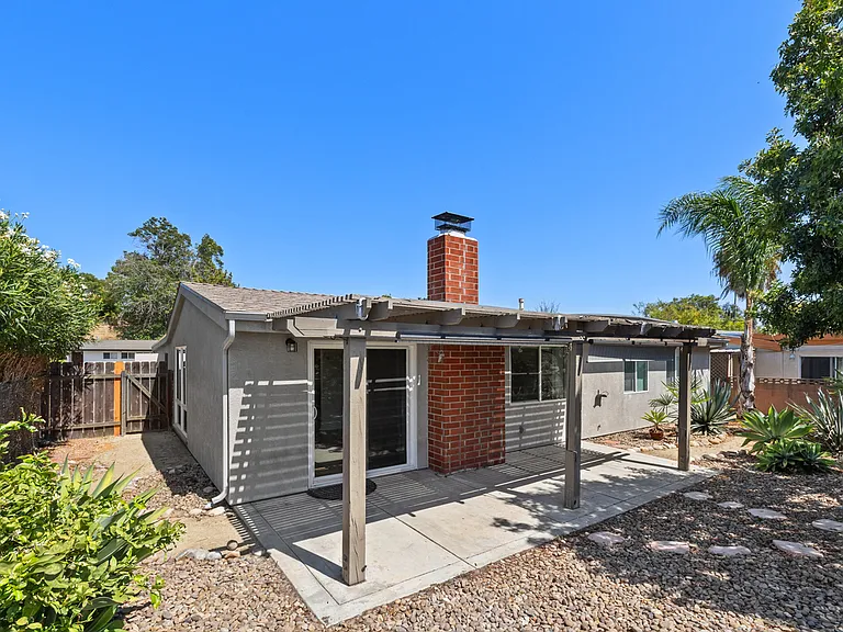 2774 Mobley St — Photo 9