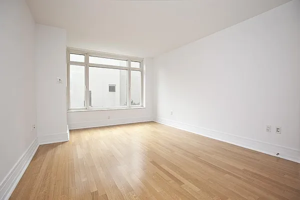 Rented by Corcoran | media 34