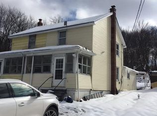 16 Ashmore Rd, Hazle Township, PA 18201