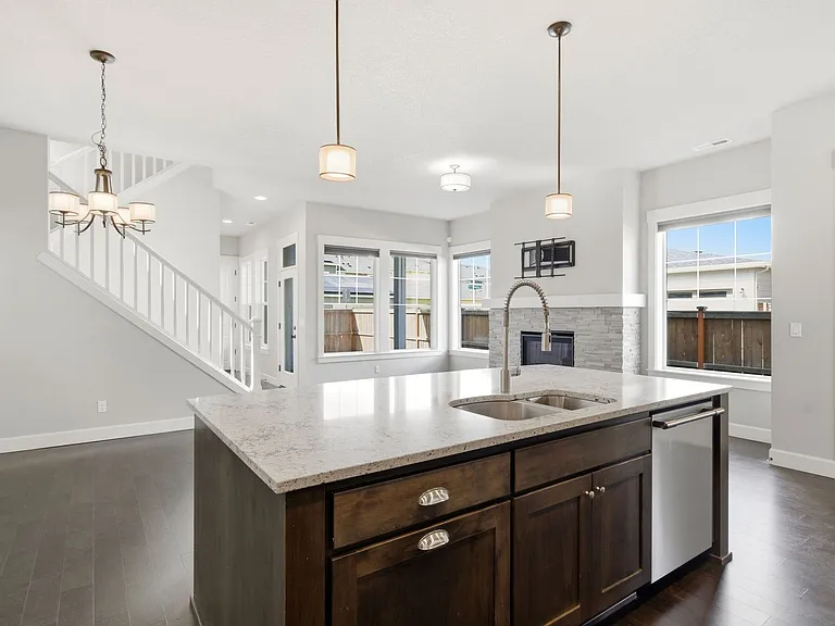 3485 SE Birchleaf St — Photo 4