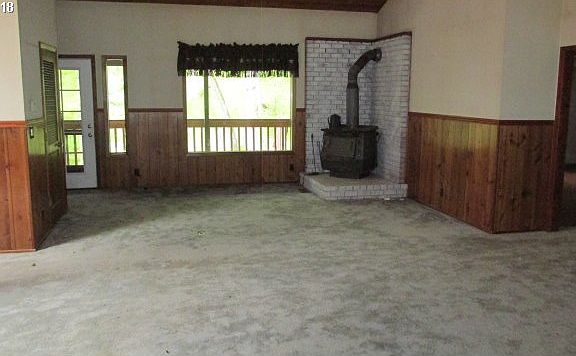 2nd image of 341 Garden Grove Dr