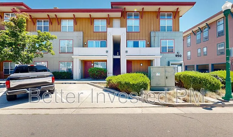 950 Campoy St #207 — Photo 1