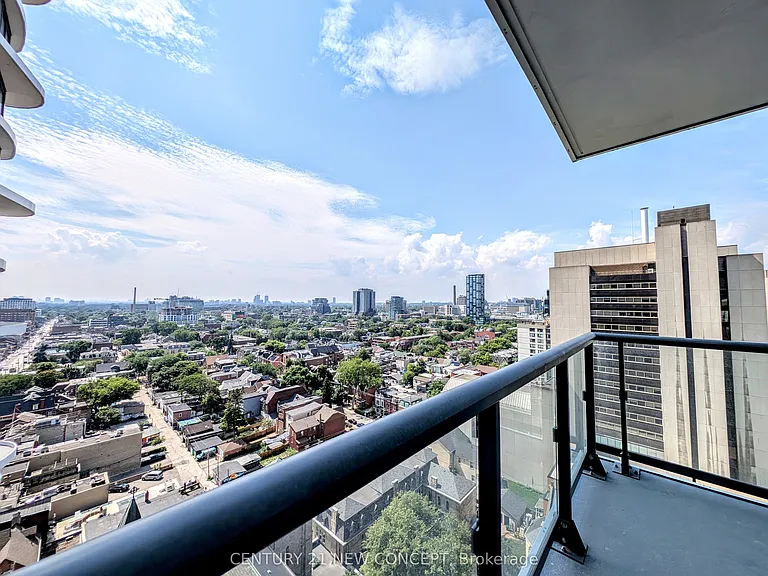 280 Dundas St W #1602 — Photo 16