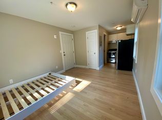 16 Brinley St UNIT 4, Newport, RI 02840