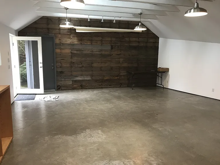 11950 NW Thompson Rd — Photo 17