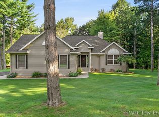 1563 Nellie Ln NW, Kent City, MI