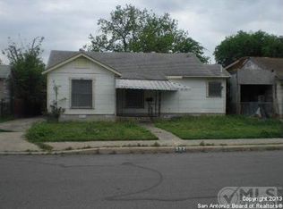 922 Alametos, San Antonio, TX 78201