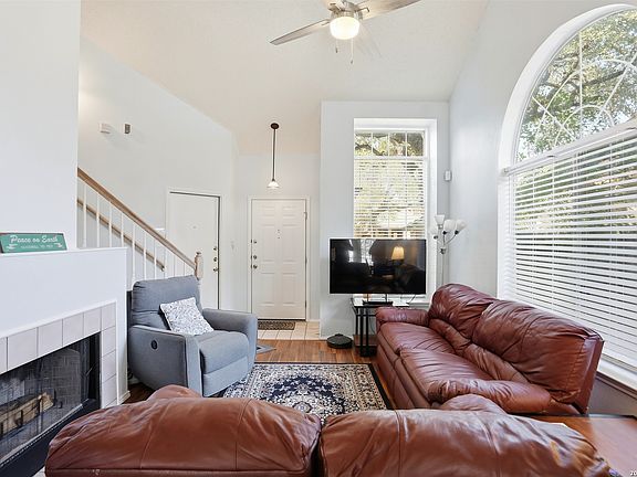 2nd image of 6910 Quail Pines