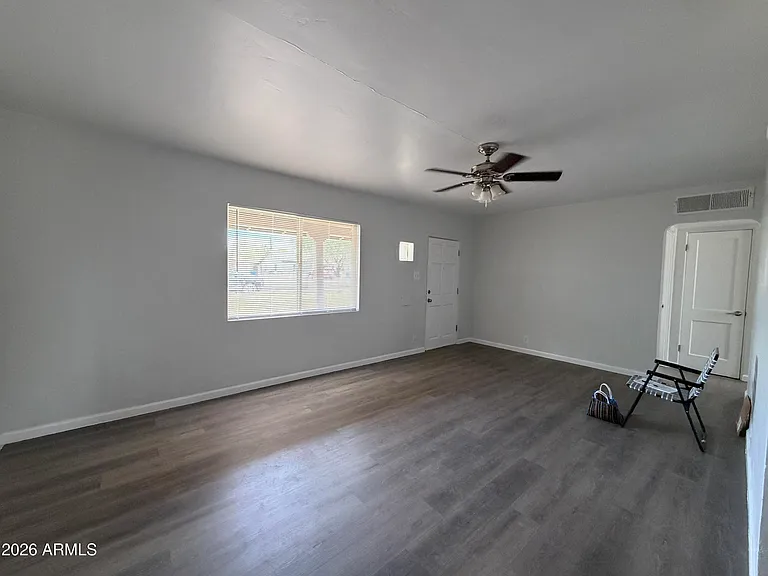 2221 E Osborn Rd — Photo 2