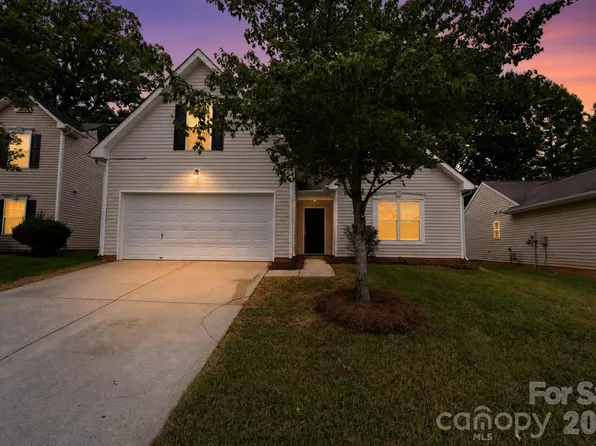 6923 Sunman Rd, Charlotte, NC 28216