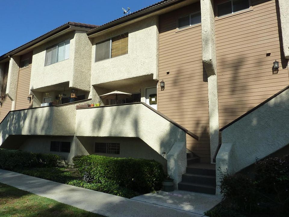1st image of 689 County Square Dr Unit 30