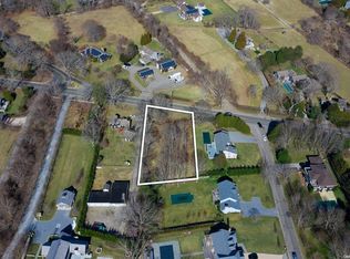 143 Cedar St, East Hampton, NY 11937