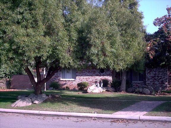 3rd image of 4352 N Teilman Ave