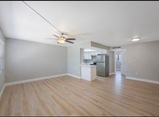 6810 Park St S #4, Saint Petersburg, FL 33707