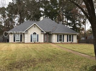 309 Woodrun Dr, Ridgeland, MS 39157