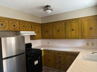 3729 N Fruit Ave APT B, Fresno, CA 93705