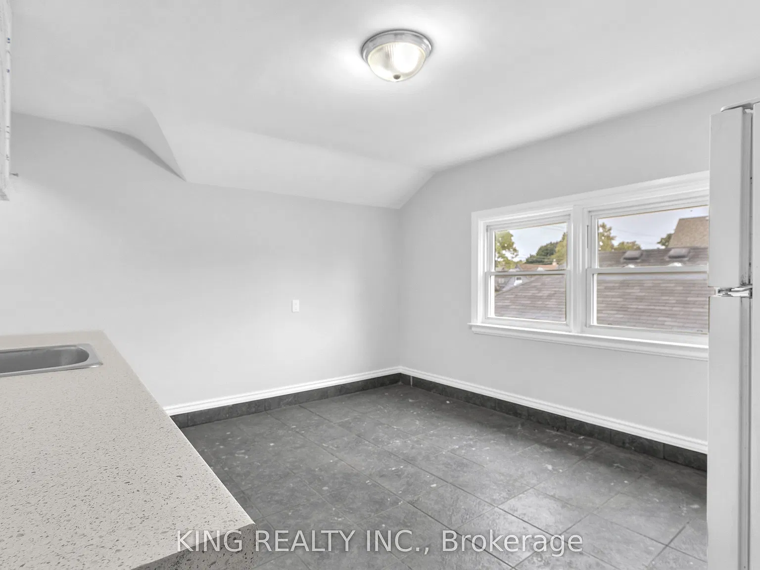 1 bed, $1,275 — Photo 2
