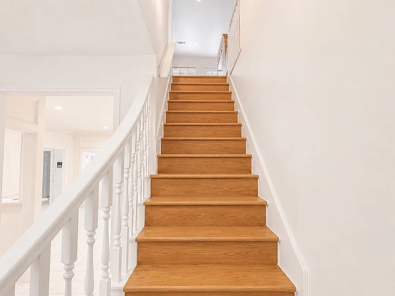 7218 Holder Forest Ct — Photo 58