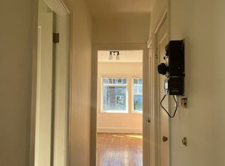 2102 SE 12th Ave APT 1, Portland, OR 97214