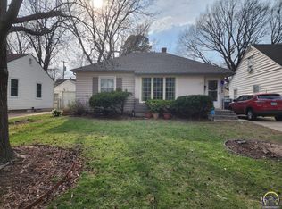 1179 SW Collins Ave, Topeka, KS 66604
