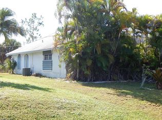 118 SE 10th Ter, Cape Coral, FL 33990