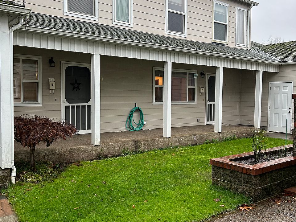 End unit of this triplex