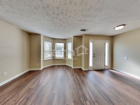3rd image of 3971 Jackson Shoals Dr