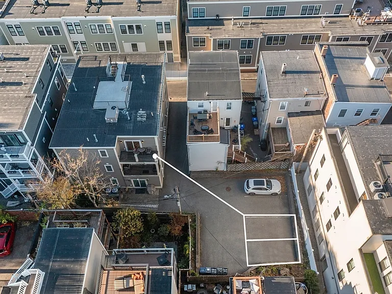 146 Athens St #3 — Photo 31