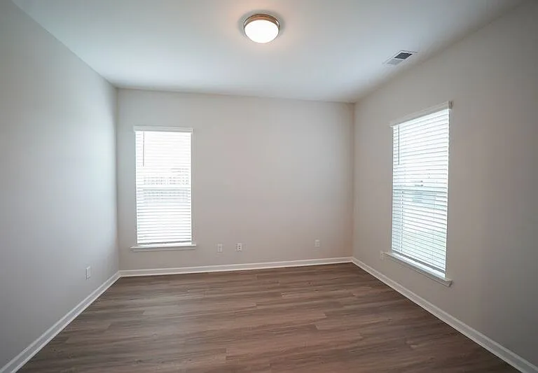 44 Jazz Dr — Photo 8