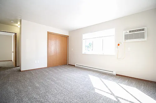 1110 Lewis St #2 — Photo 4