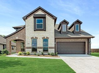 446 London Dr, Lavon, TX 75166